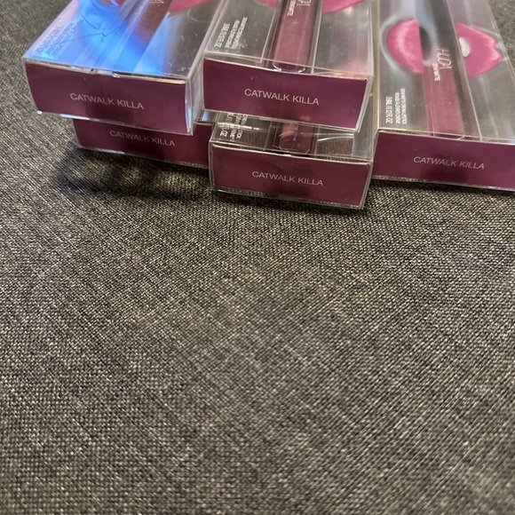 huda beauty demi matte catwalk killa 3.6ml/0.12floz Lot Of 5 - Picture 4 of 4